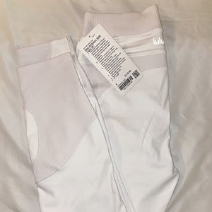 Lululemon New Ambition SHR Tight 25”